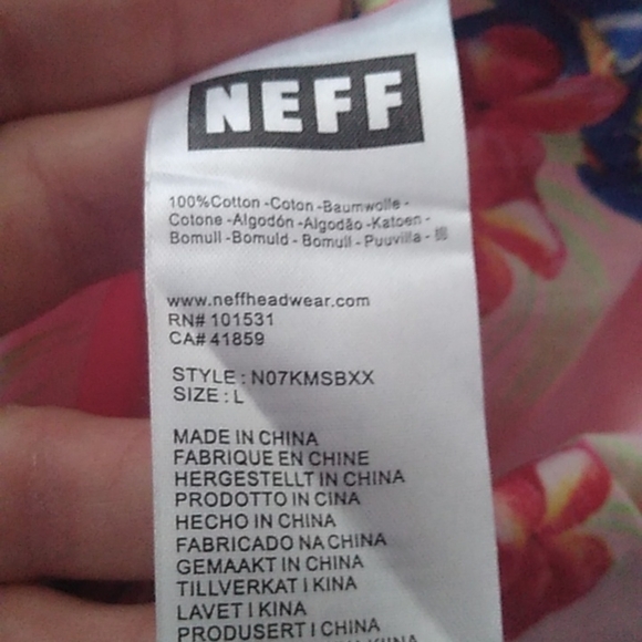 Neff Aloha Hawaiian Pink Button Down Shirt with Macaws Parrots, size Large - Picture 7 of 9